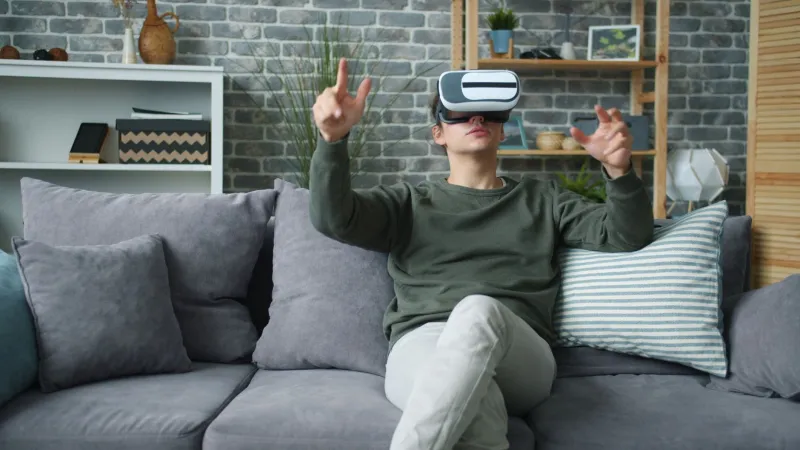 No PC Required: How Standalone VR Headsets Are Finally Making Virtual Reality a Living Room Staple